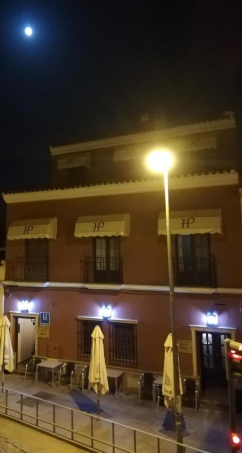 Hostal Pechi Huevar Del Aljarafe Экстерьер фото
