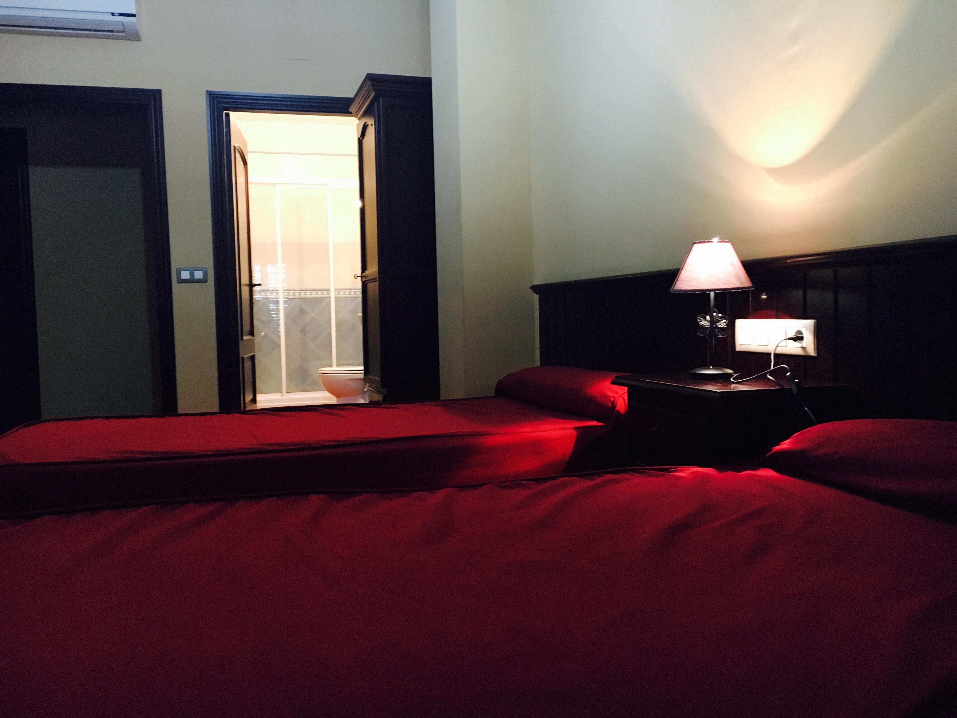 Hostal Pechi Huevar Del Aljarafe Экстерьер фото
